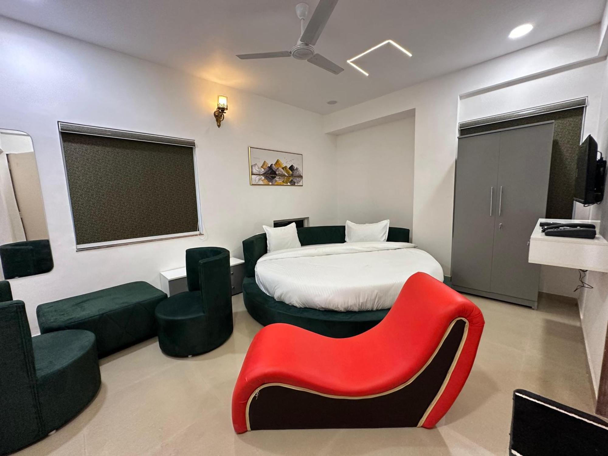 Hotel O The Leela Inn Pune Exterior foto